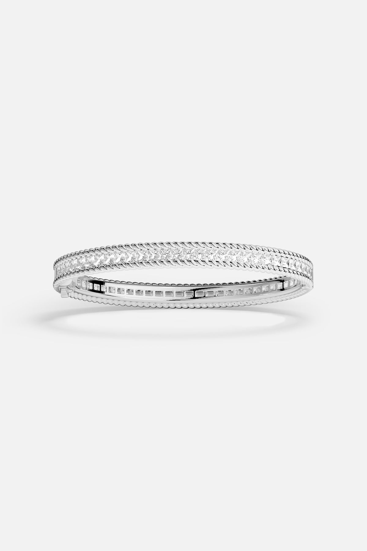 Bracelet APM, éclat scintillant et allure intemporelle au poignet.