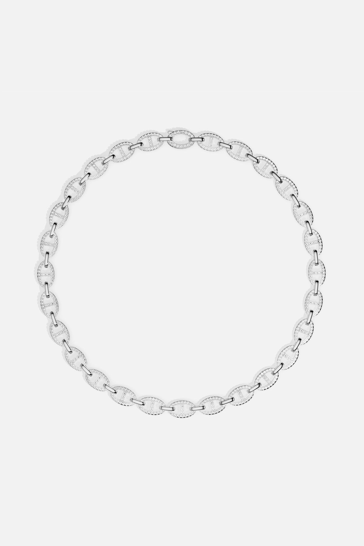 Collier Morse APM Monaco, une allure marine réinventée avec éclat contemporain.