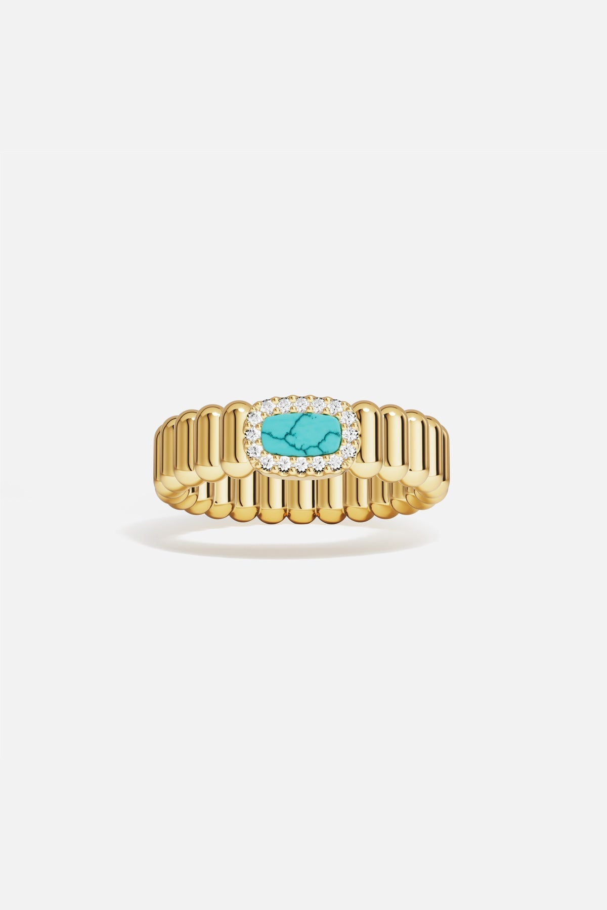 Bague APM, éclat doré et touche turquoise, une évasion précieuse au quotidien.