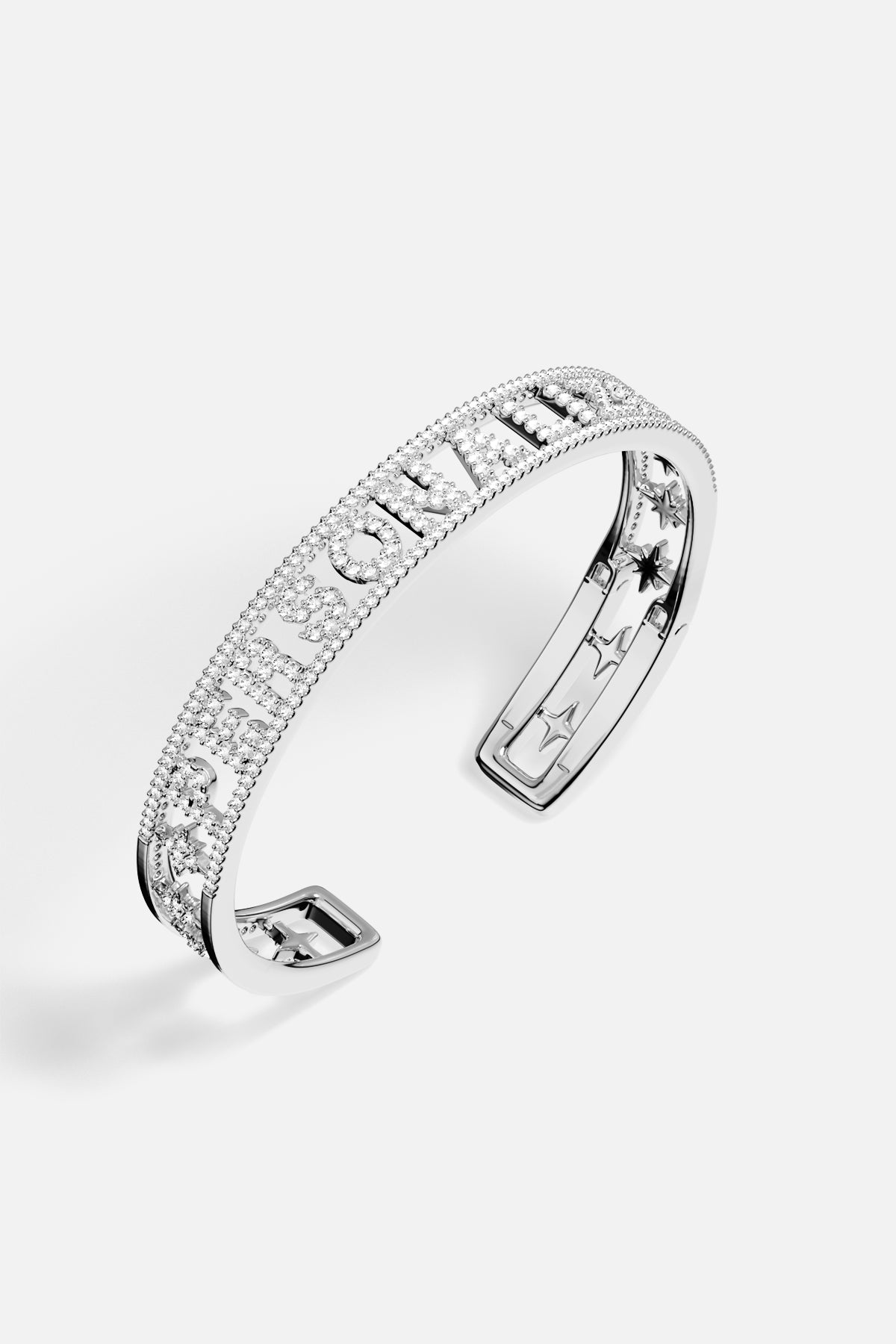 Bracelet APM, un message étoilé qui scintille avec élégance.