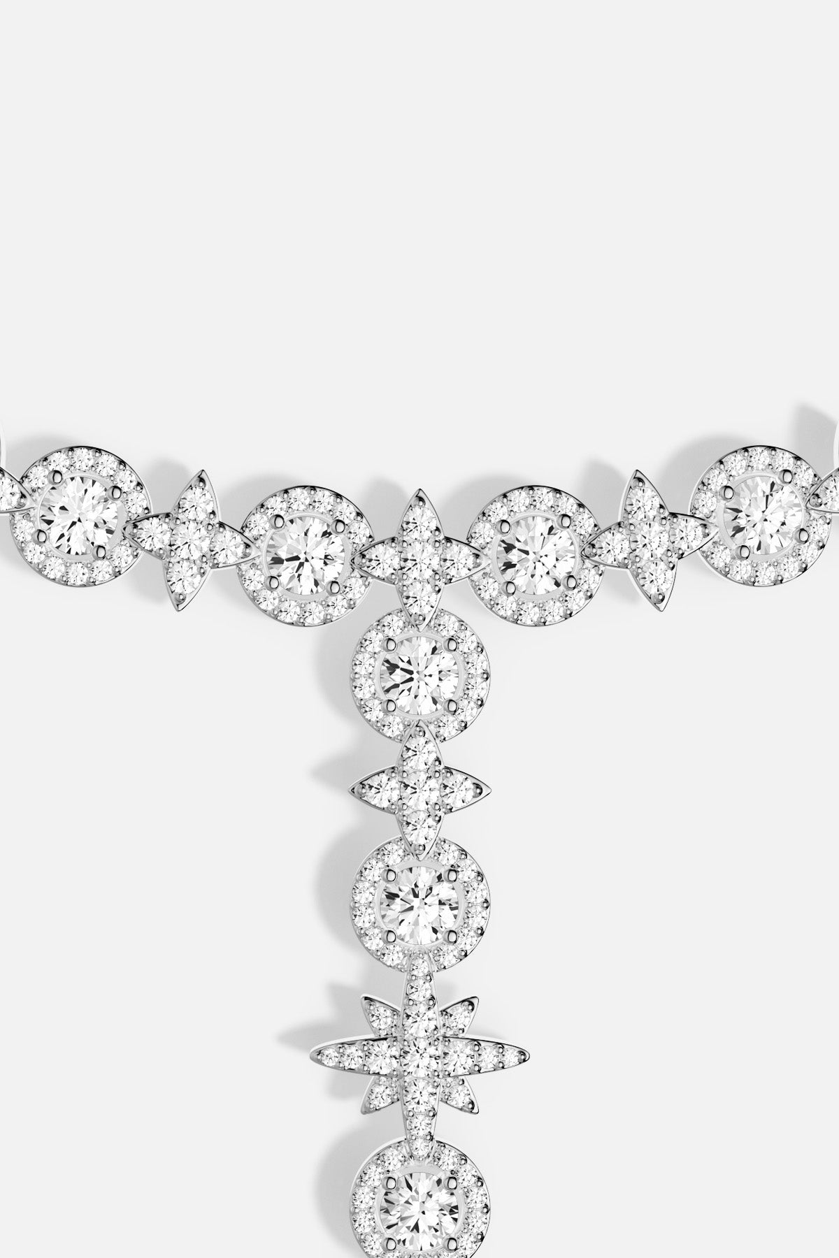 Collier APM, cascade lumineuse d'étoiles et de cercles, éclat couture irrésistible.