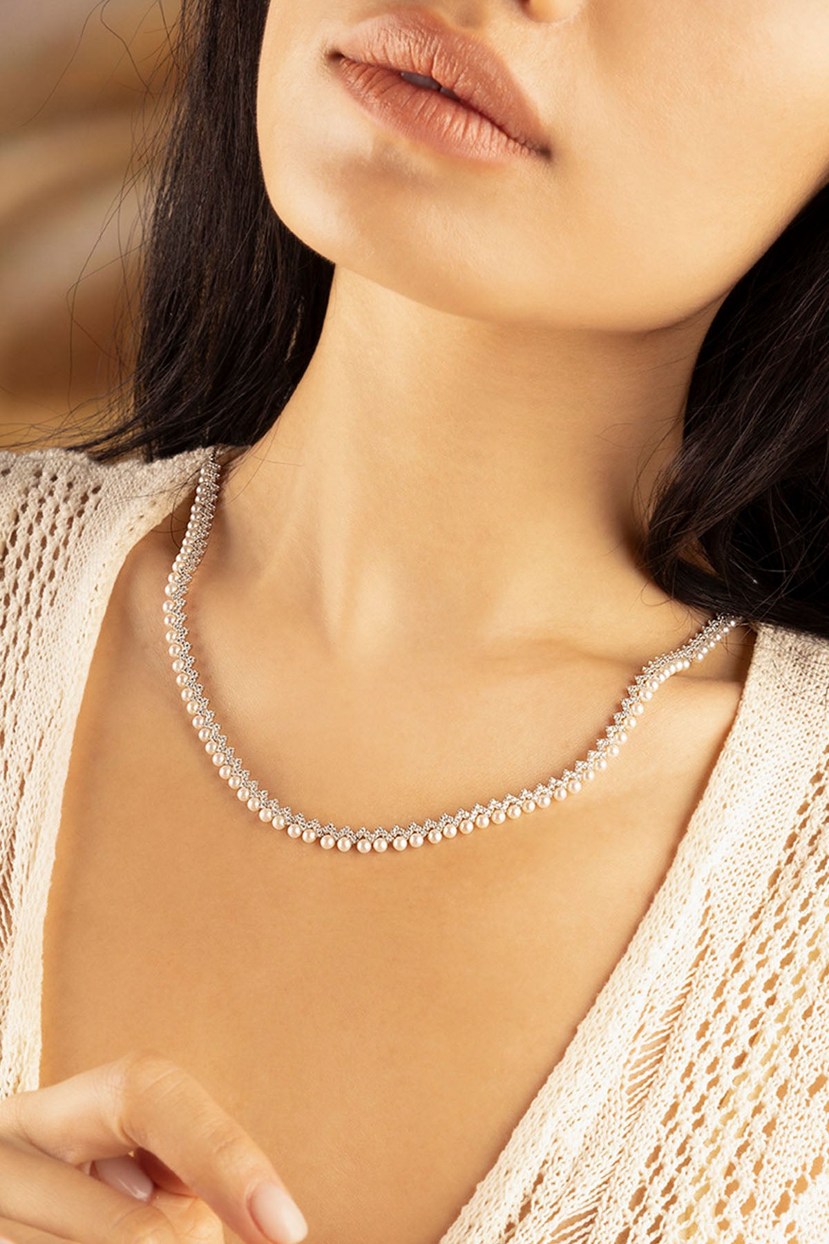 APM Monaco Collier Ajustable Up and Down avec Perles