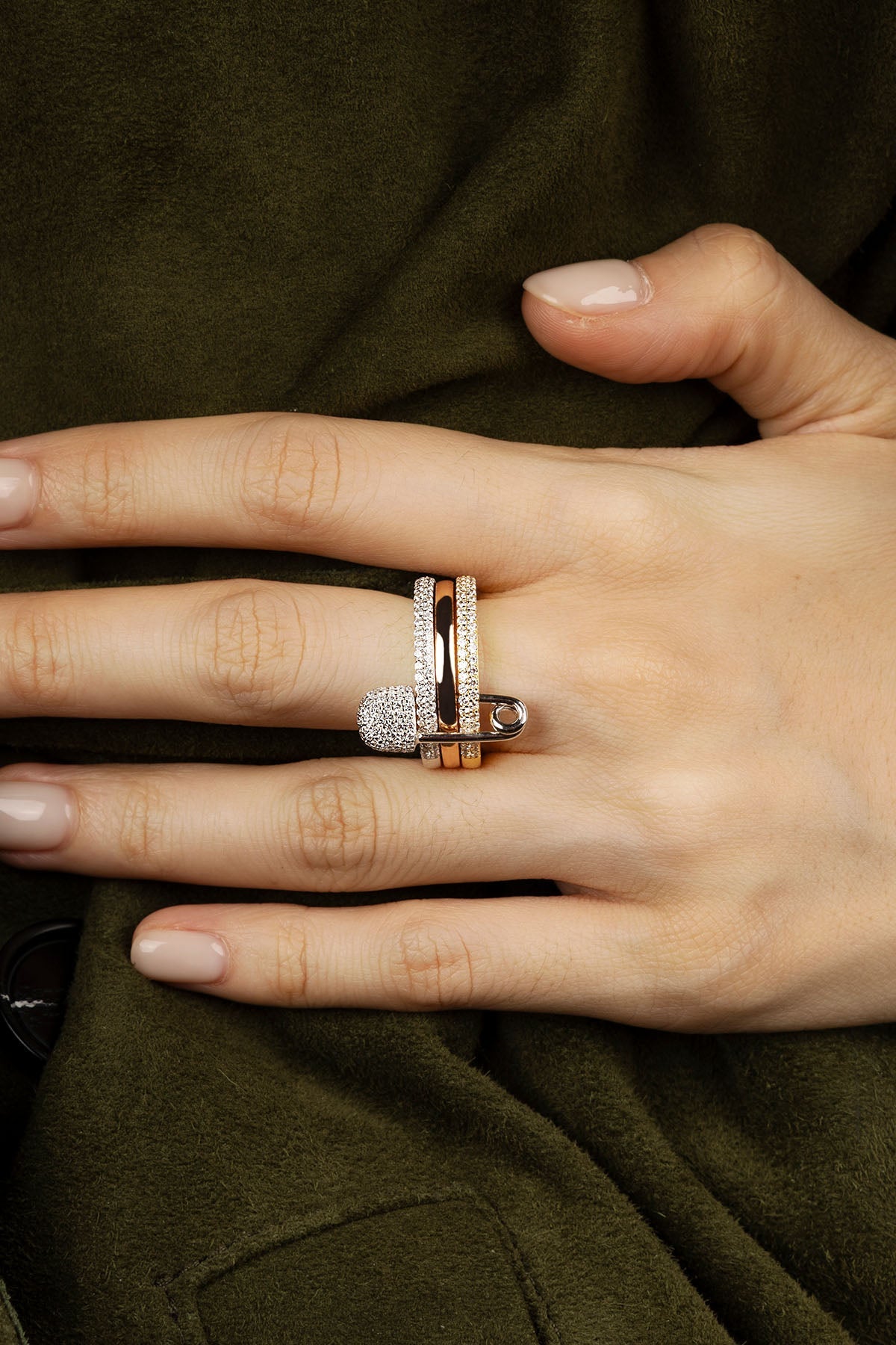 APM Monaco Bague Épingle Love, Smile, Bonheur en Argent