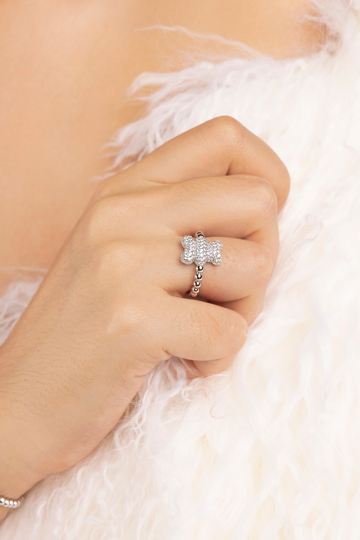 APM Monaco Bague Yummy Bear Baby Snow en Argent