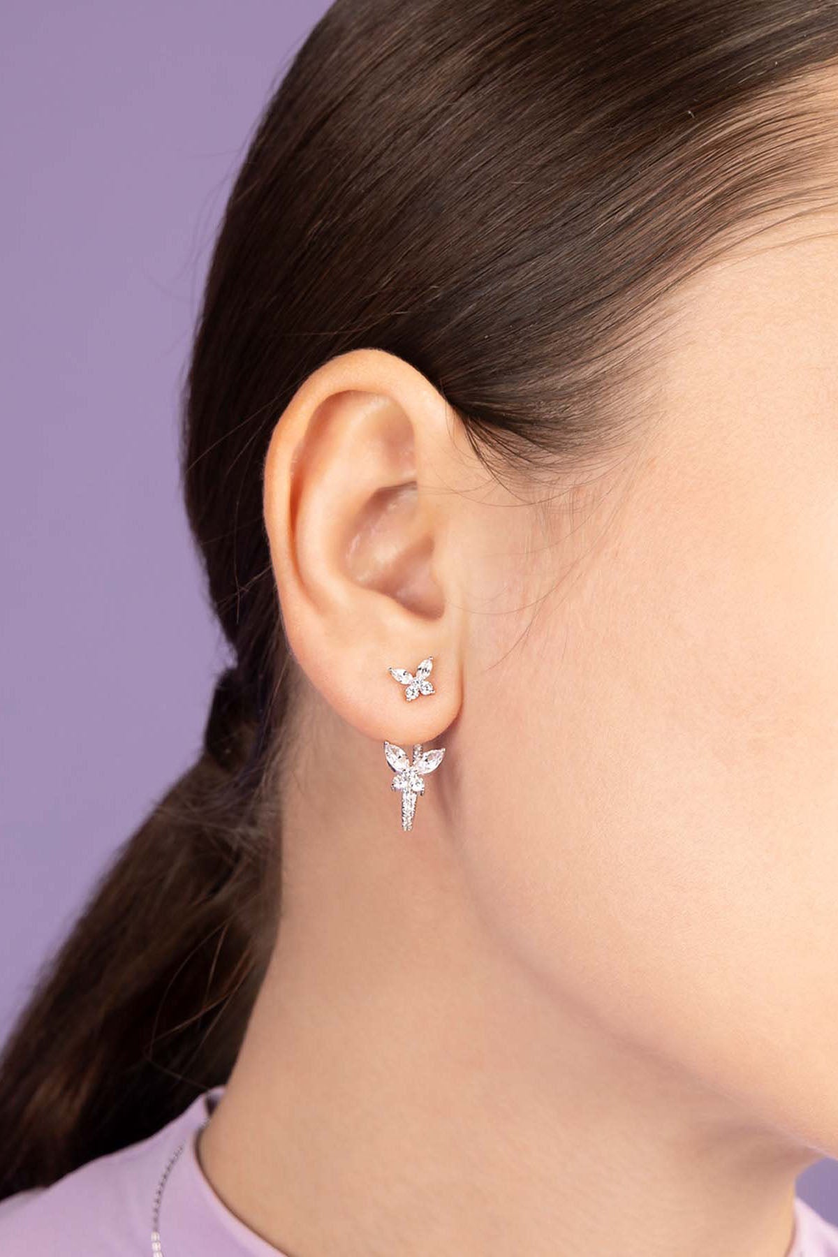 APM Monaco Boucles d'Oreilles Asymétriques Papillon en Argent