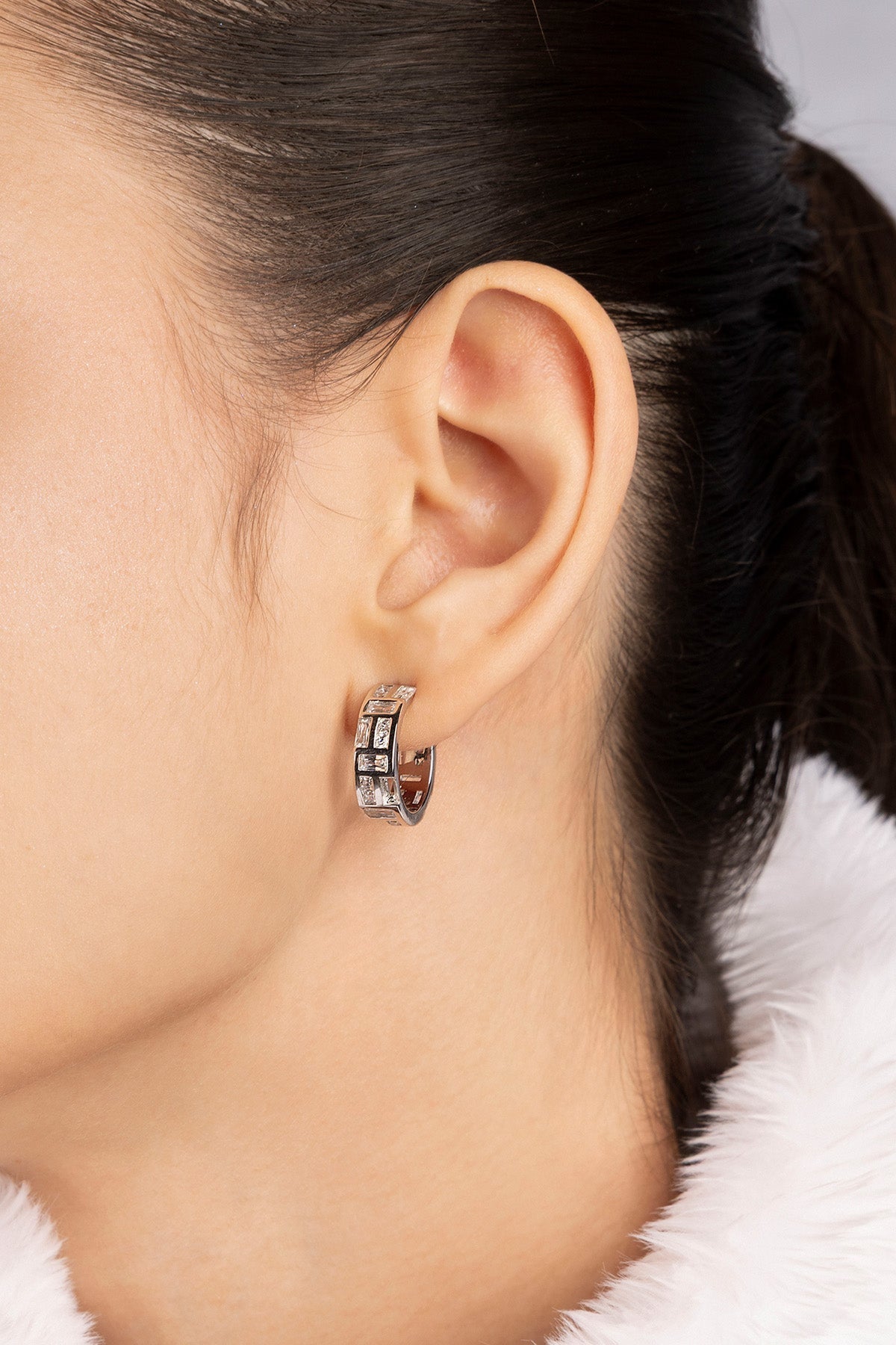 APM MONACO Boucles D'Oreilles Ice