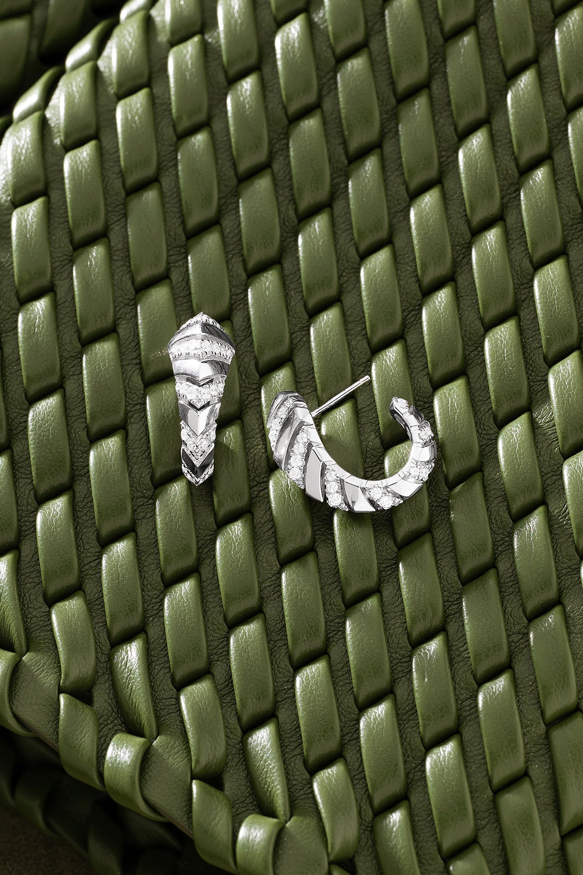 APM Monaco Boucles d'Oreilles Kaa en Argent
