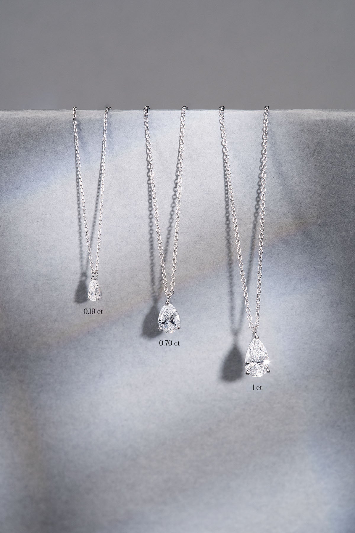 Collier Solitaire Poire (0.70ct) Or 18 Carats - APM Monaco