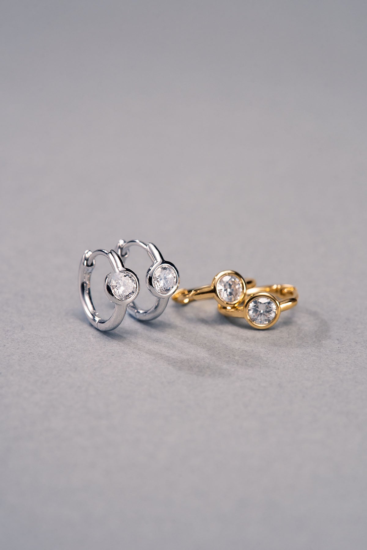 Petites Créoles Rond (0.28ct) Or 18 Carats - APM Monaco
