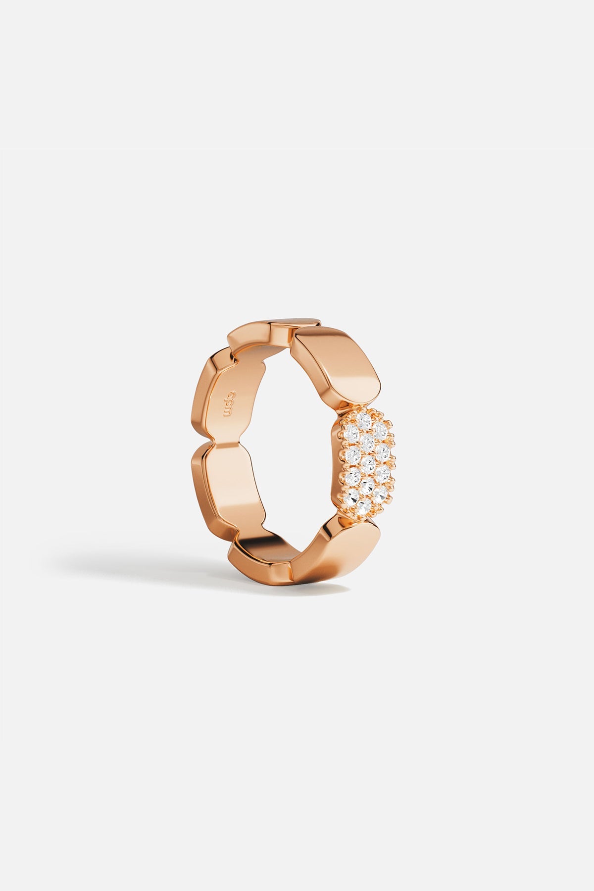 APM Monaco Bague Pavé Or Rose en Or Rose