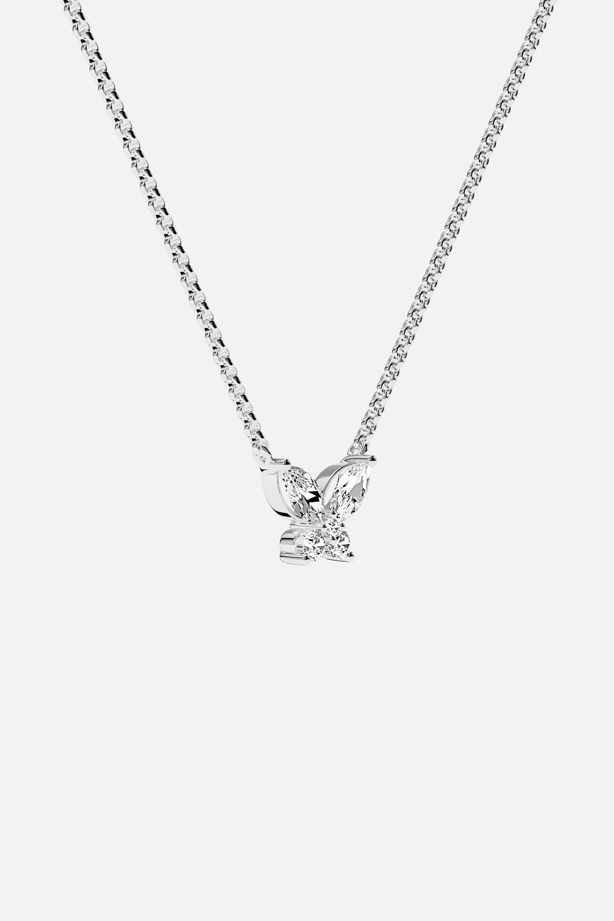 APM MONACO Collier Papillon