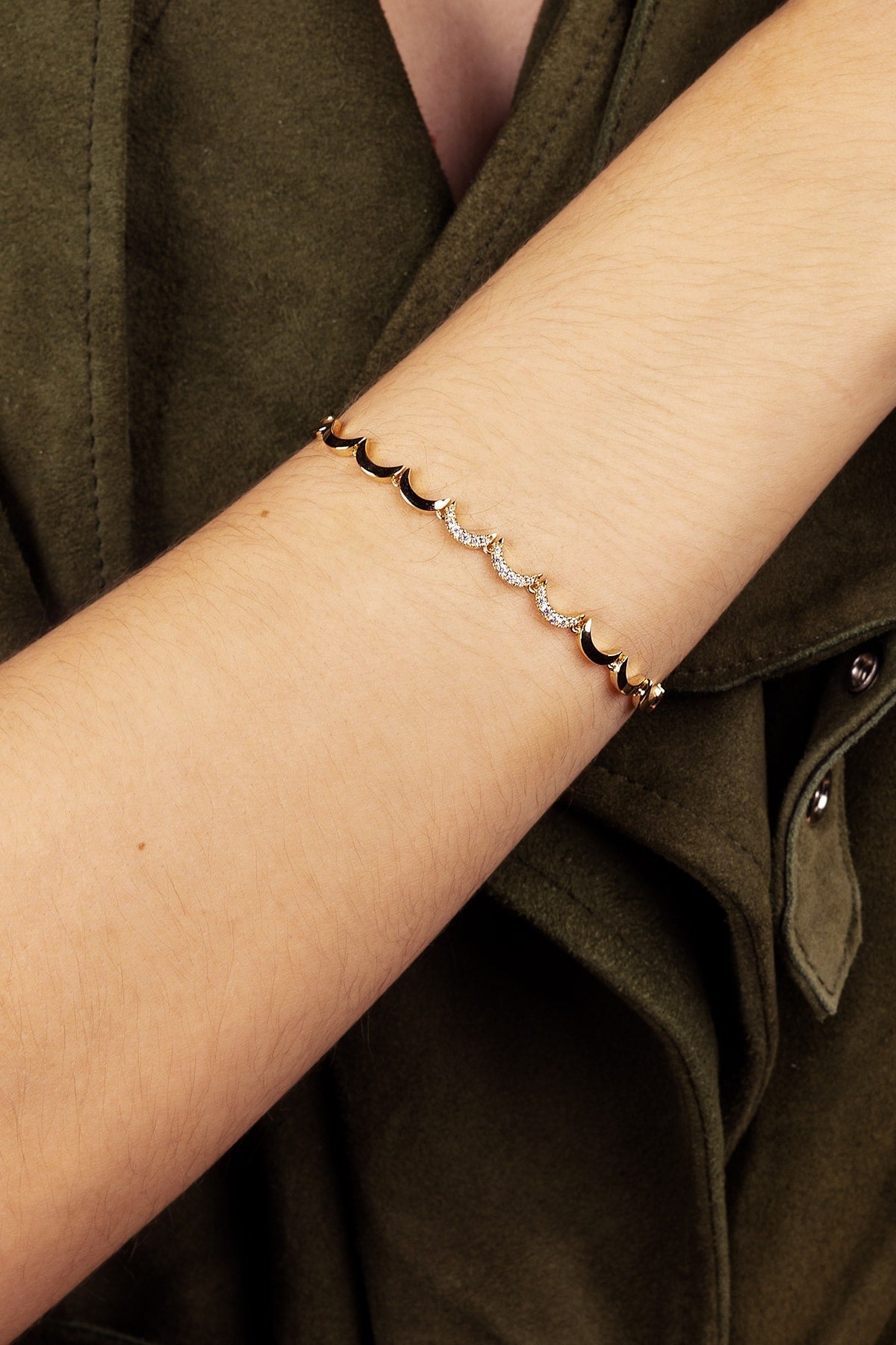 APM Monaco Bracelet Wavy Or Jaune en Or Jaune