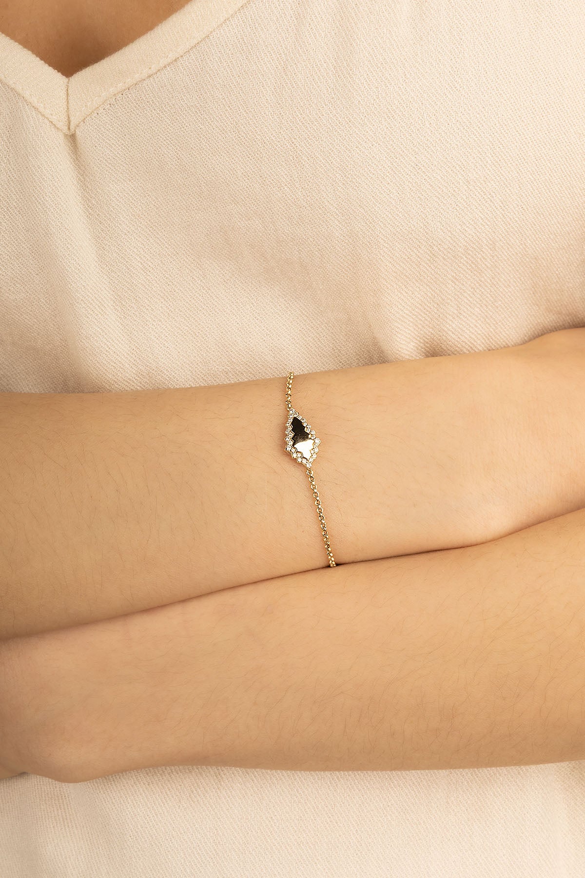 APM Monaco Bracelet Ajustable Éclat en Or Jaune