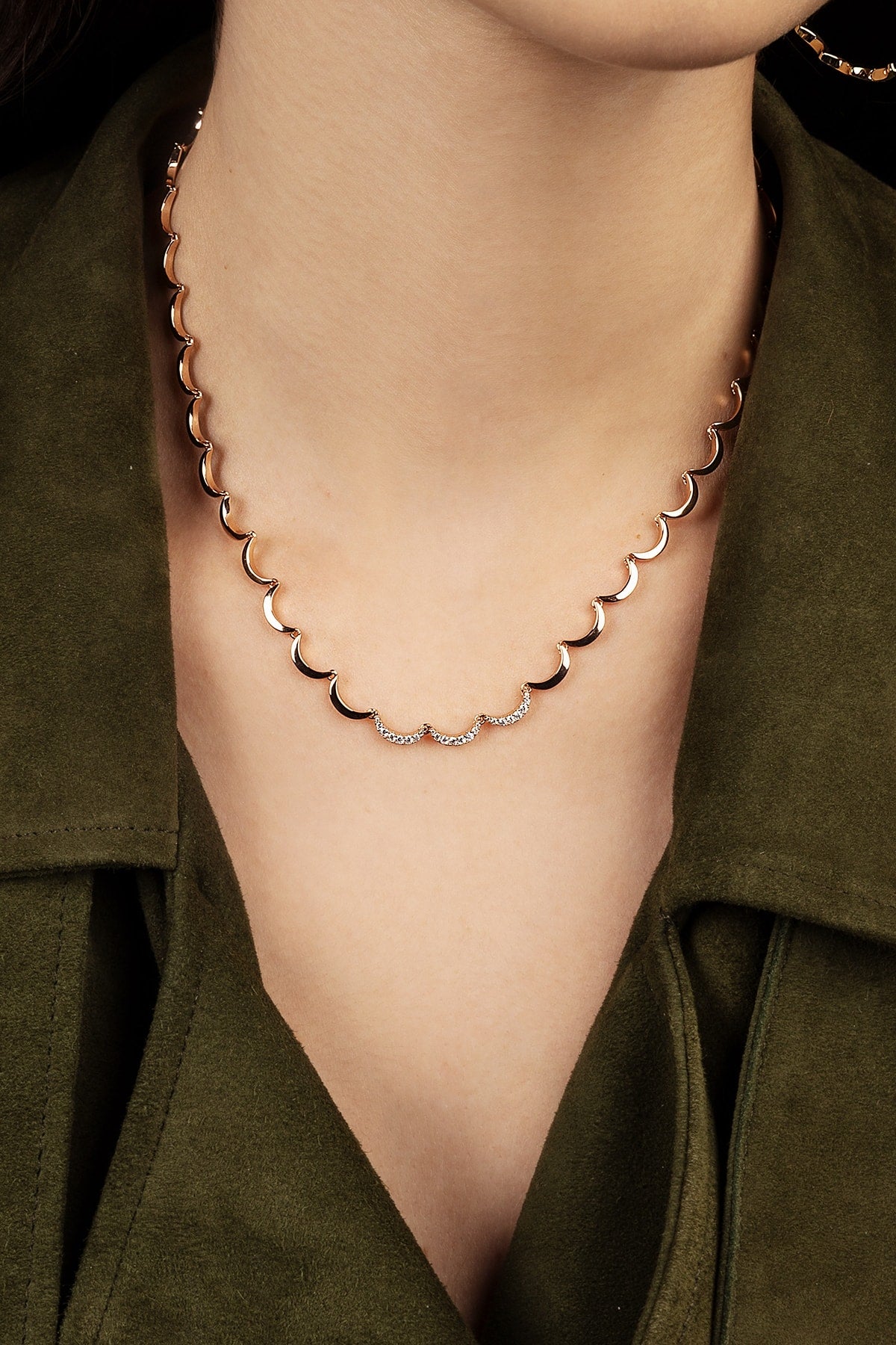 APM Monaco Collier Ajustable Wavy Or Jaune en Or Jaune