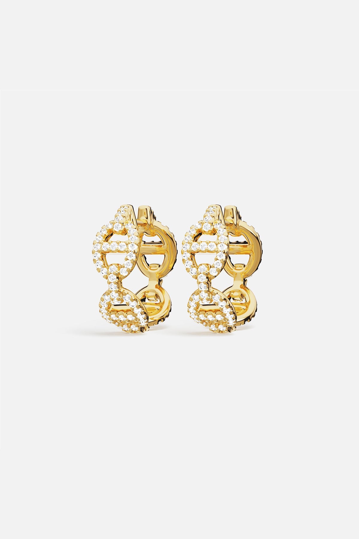 Earrings APM Monaco yellow gold maille marine hoop with white cubic zirconia.