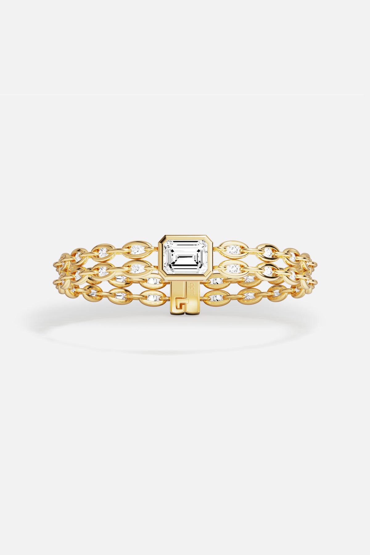 Bracelet APM couleur or, éclat scintillant et allure résolument contemporaine.