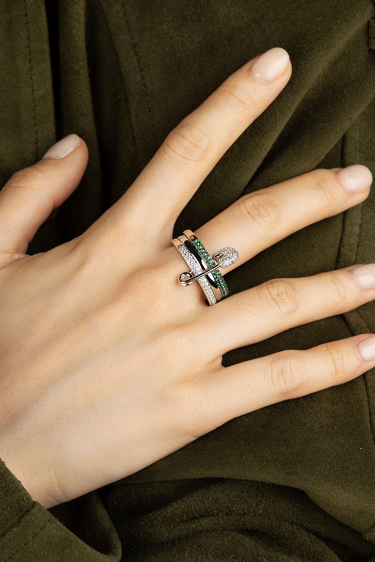 APM Monaco Bague Épingle Love Smile Bonheur en Argent