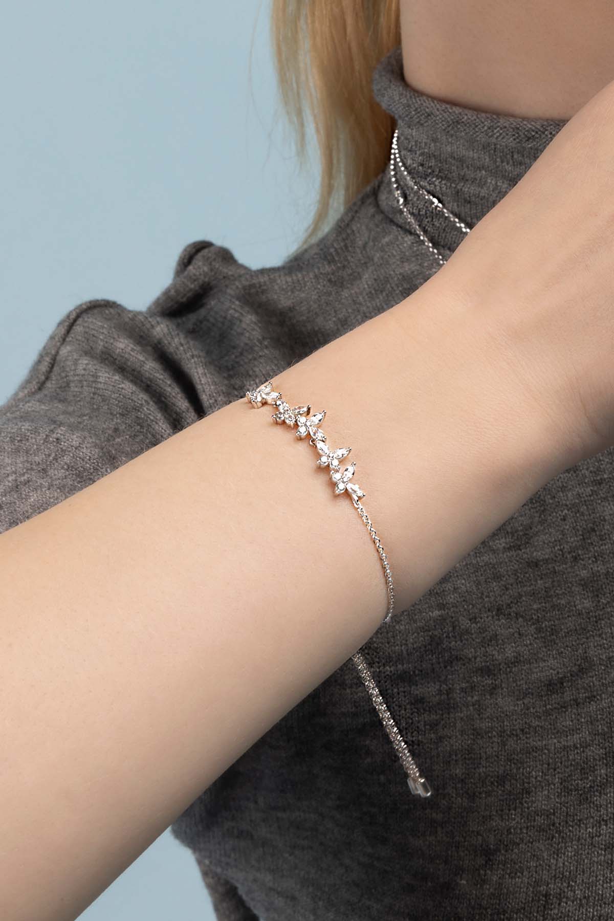 APM Monaco Bracelet Ajustable Papillons en Argent