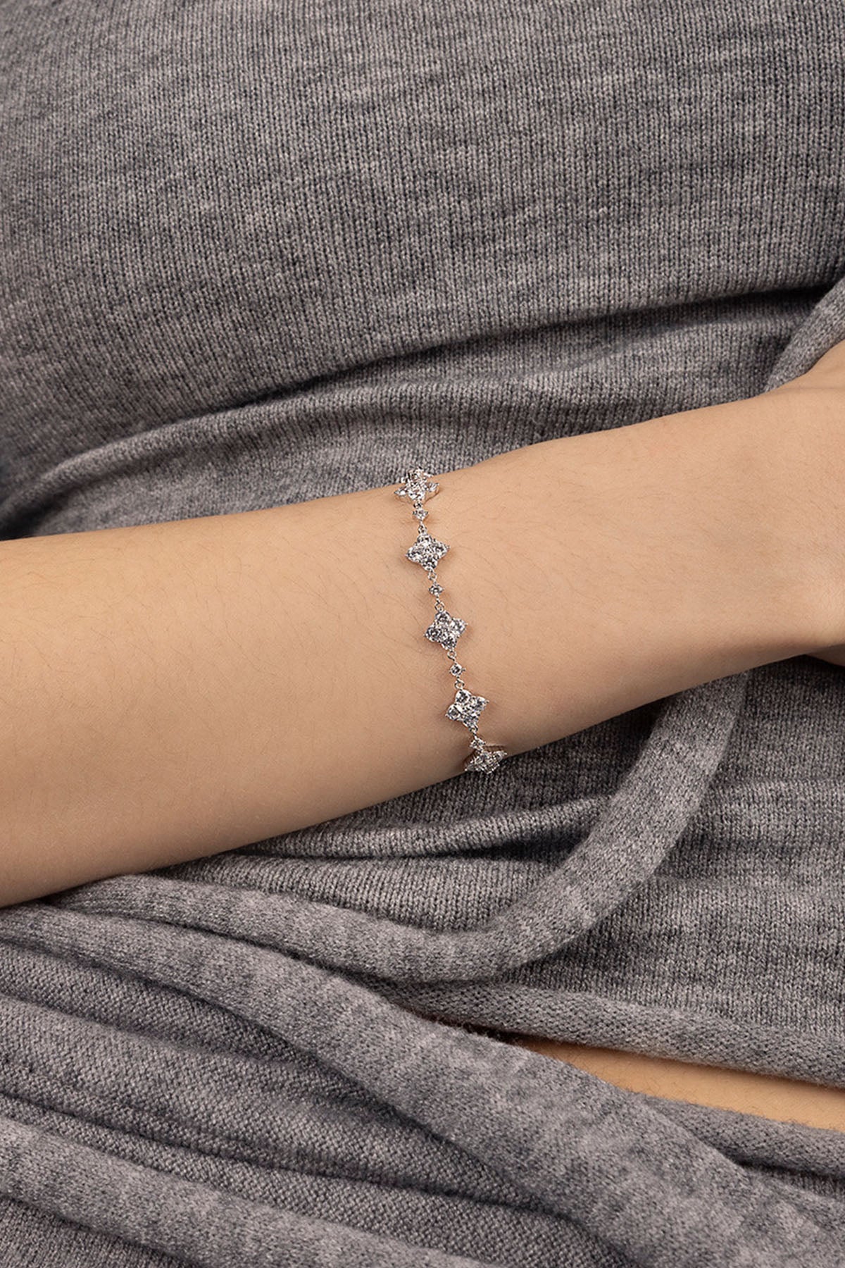 APM Monaco Bracelet Ajustable Éclat en Argent