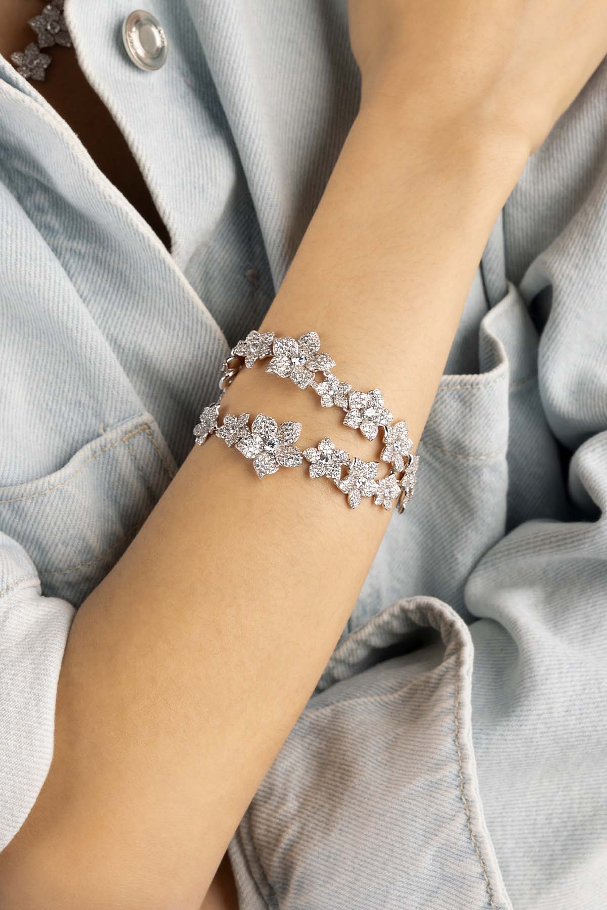 APM Monaco Bracelet Fleur en Argent