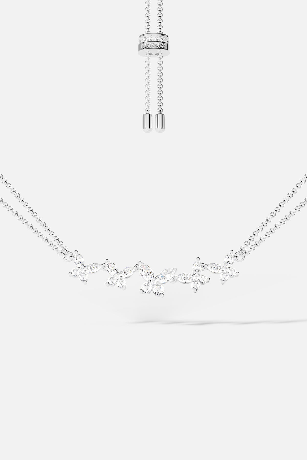 APM Monaco Collier Ajustable Papillon Double Chaîne en Argent