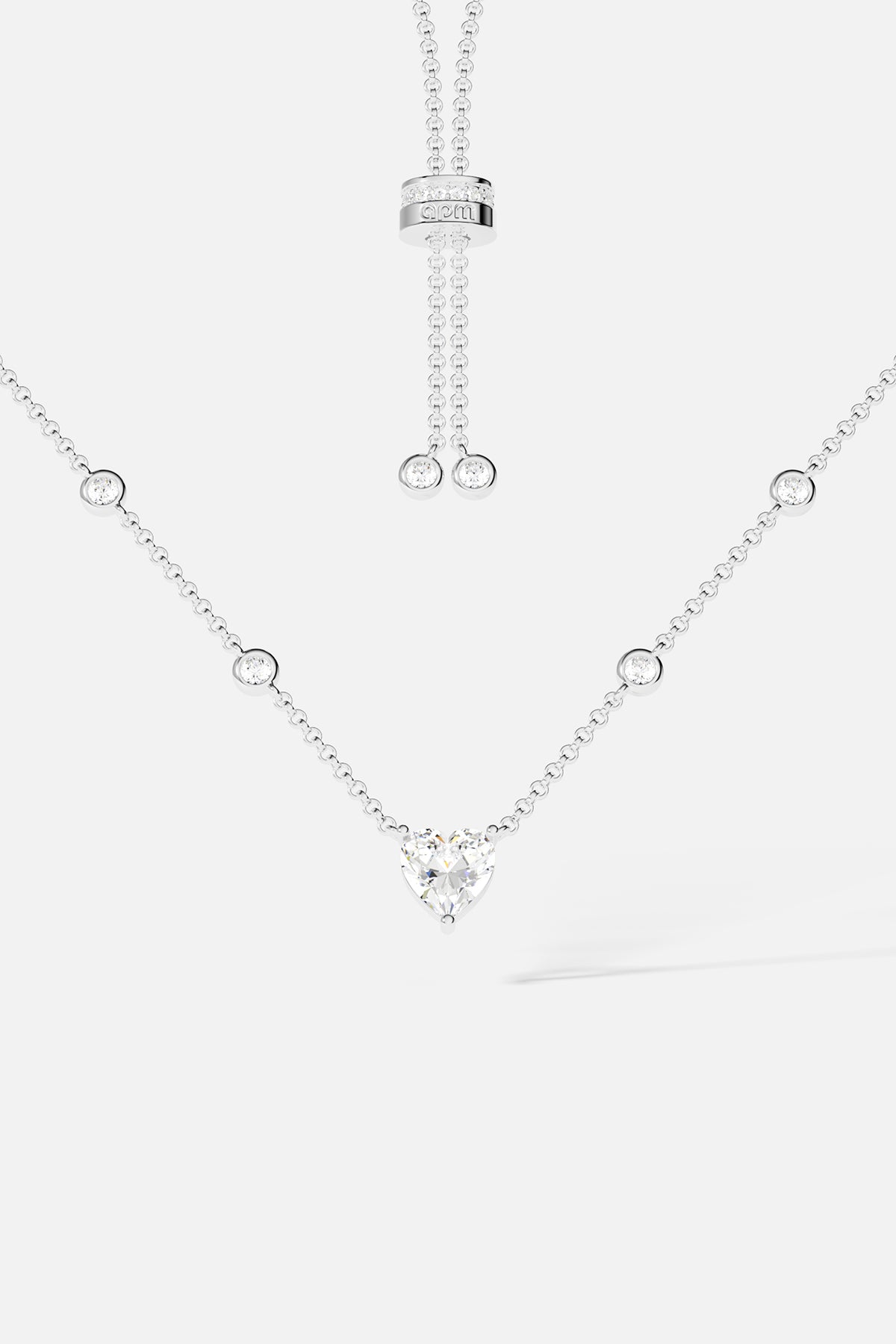 APM Monaco Collier Ajustable Cœur en Argent