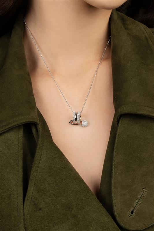 APM Monaco Collier Ajustable Épingle à Nourrice en argent