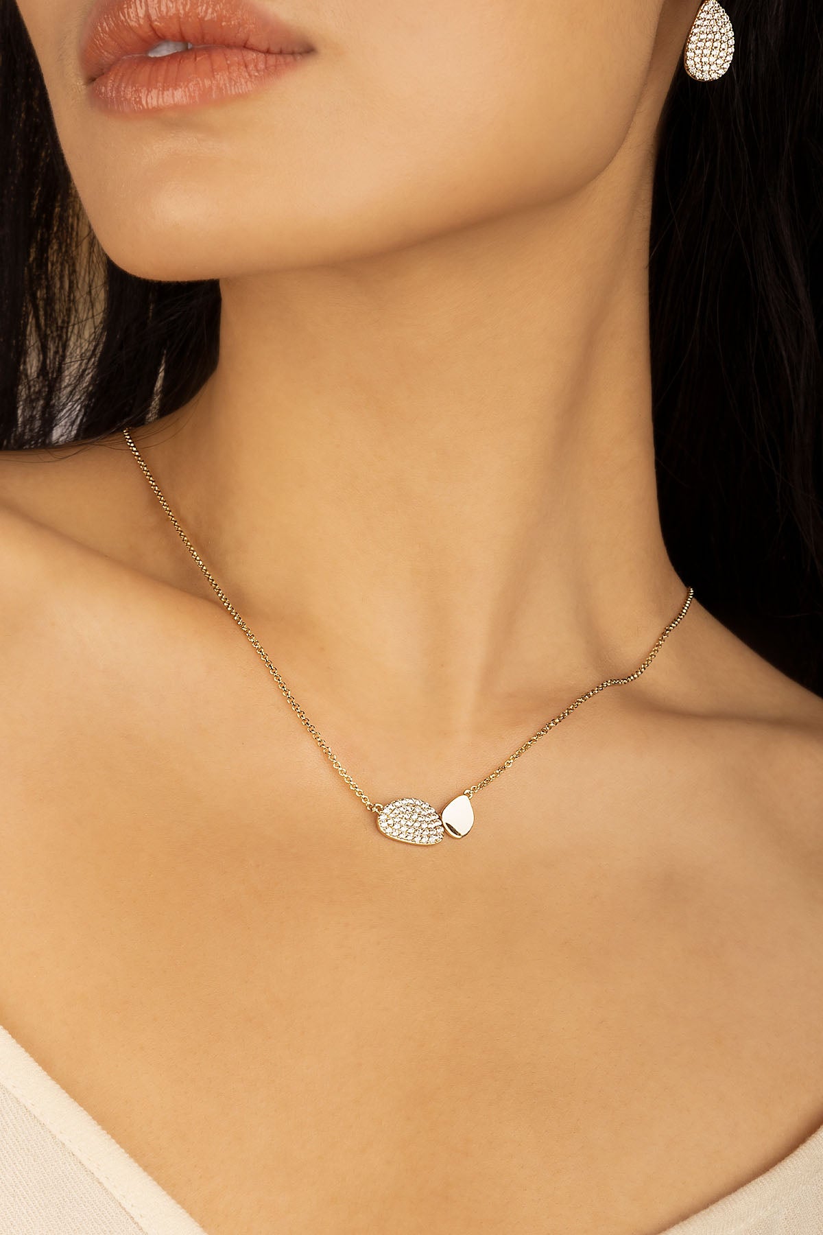 APM Monaco Collier Ajustable Galet en Argent