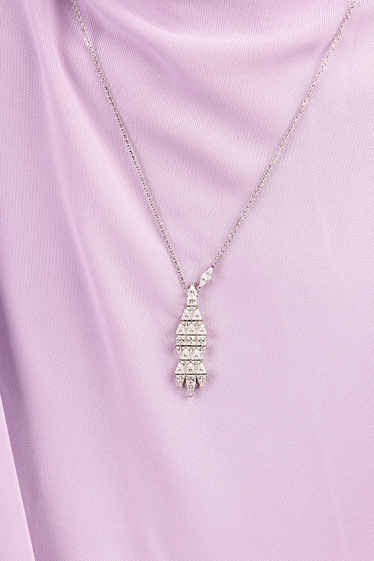 APM MONACO Collier Ajustable Art Déco