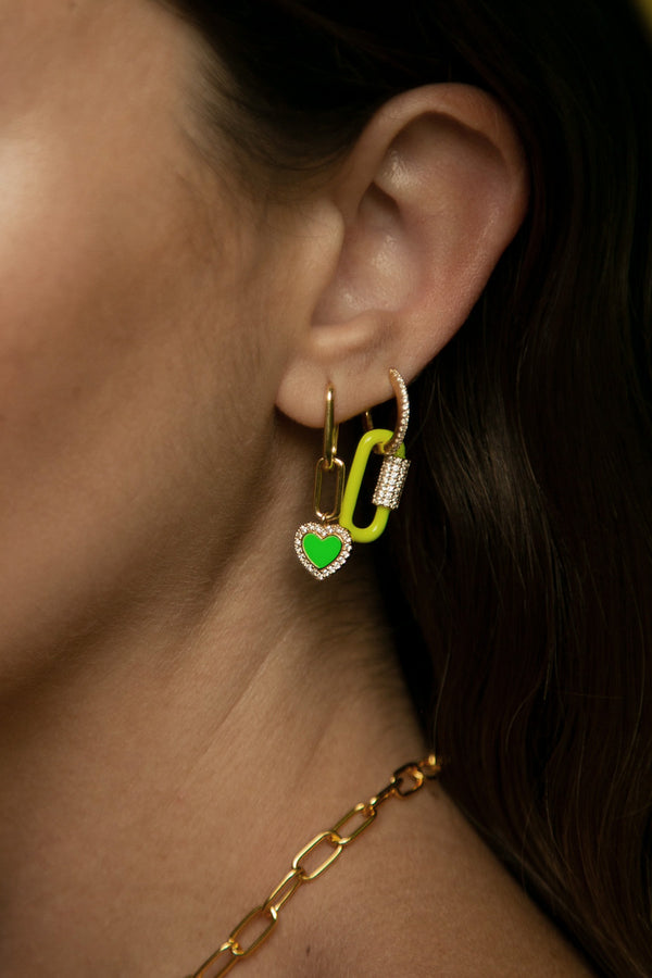 APM Monaco Boucles d’Oreilles Chaîne Cœur Vert Néon en Argent Jaune