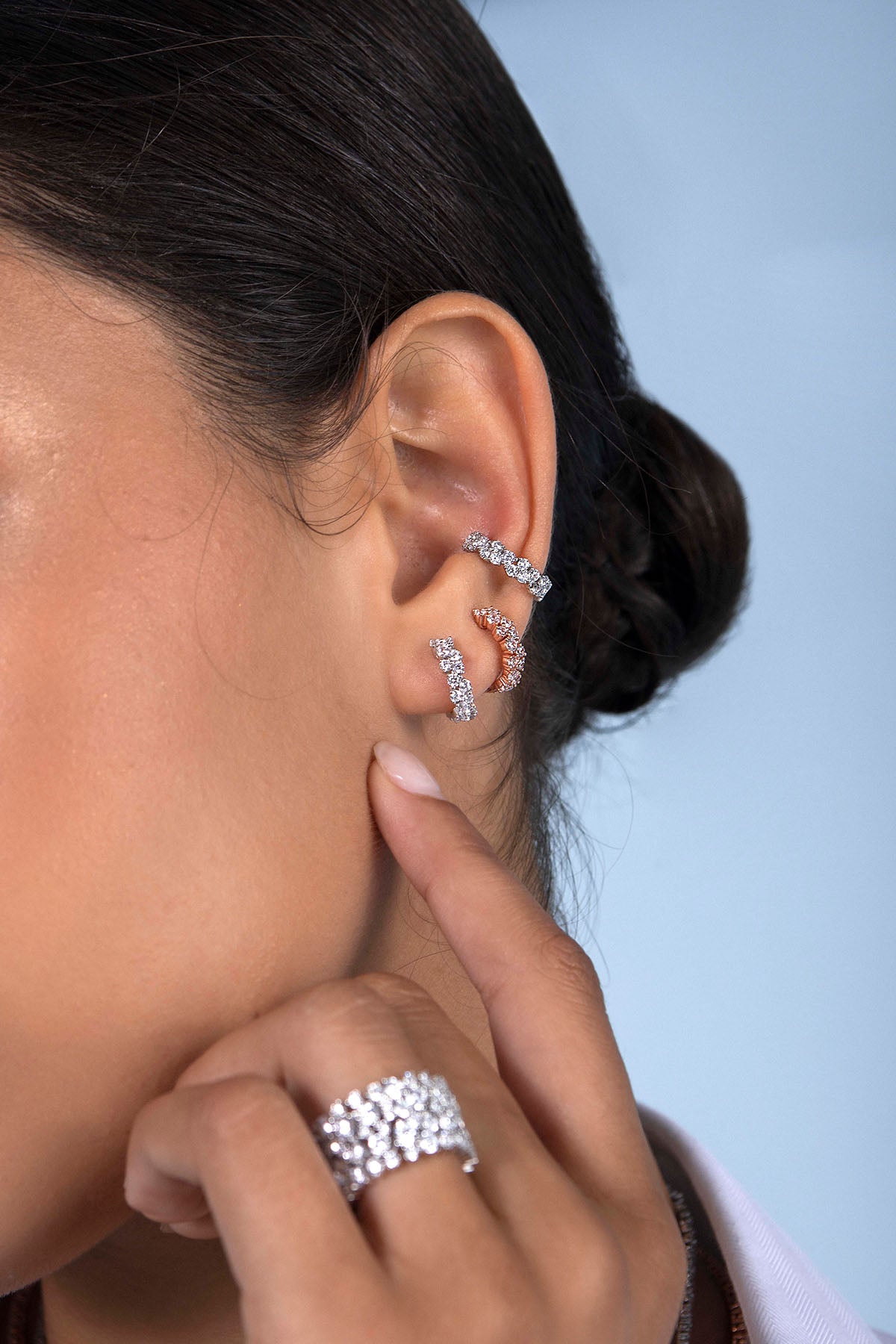 APM Monaco Single Pavé Ear Cuff