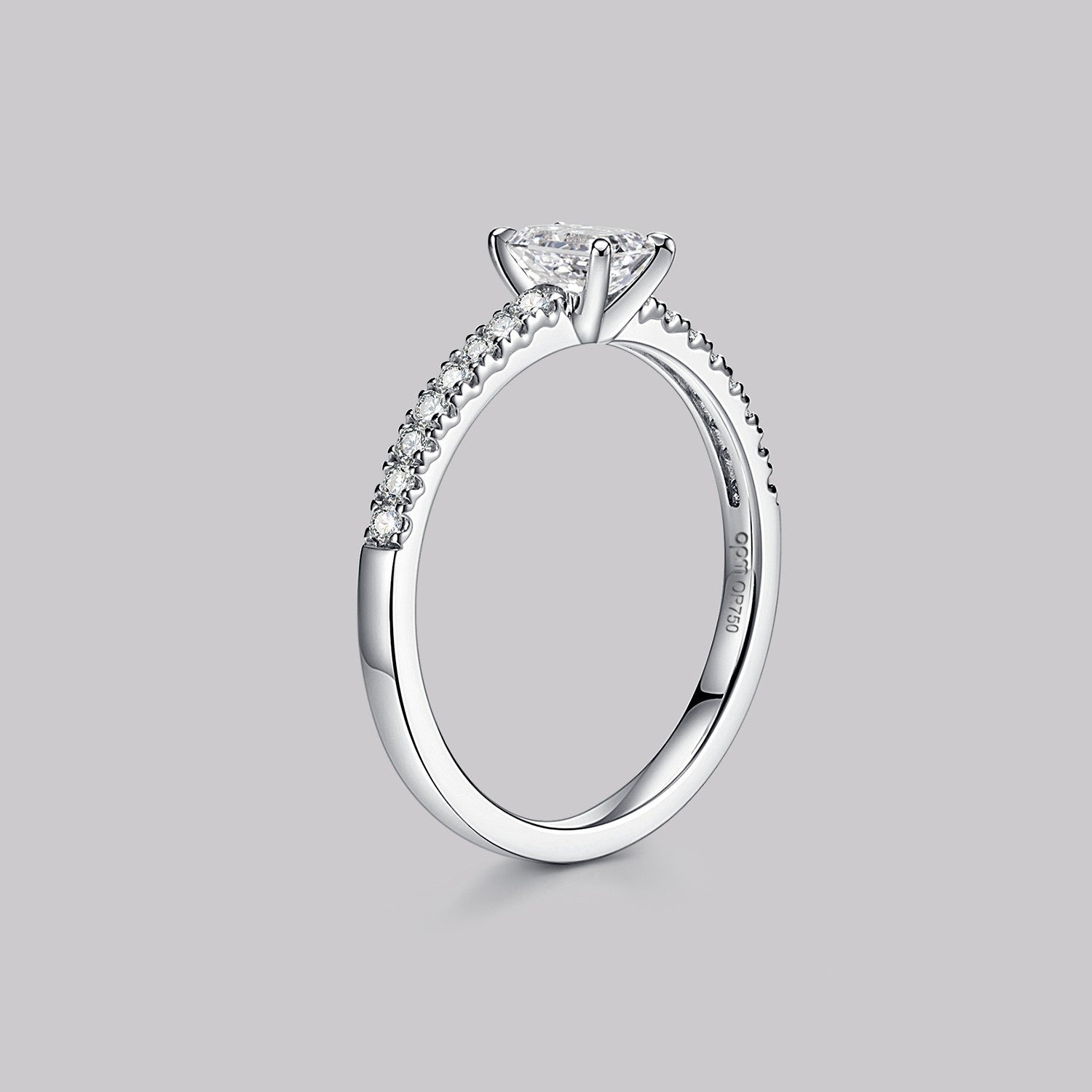 Bague Pavé Émeraude (0.44ct) Or 18 Carats - APM Monaco