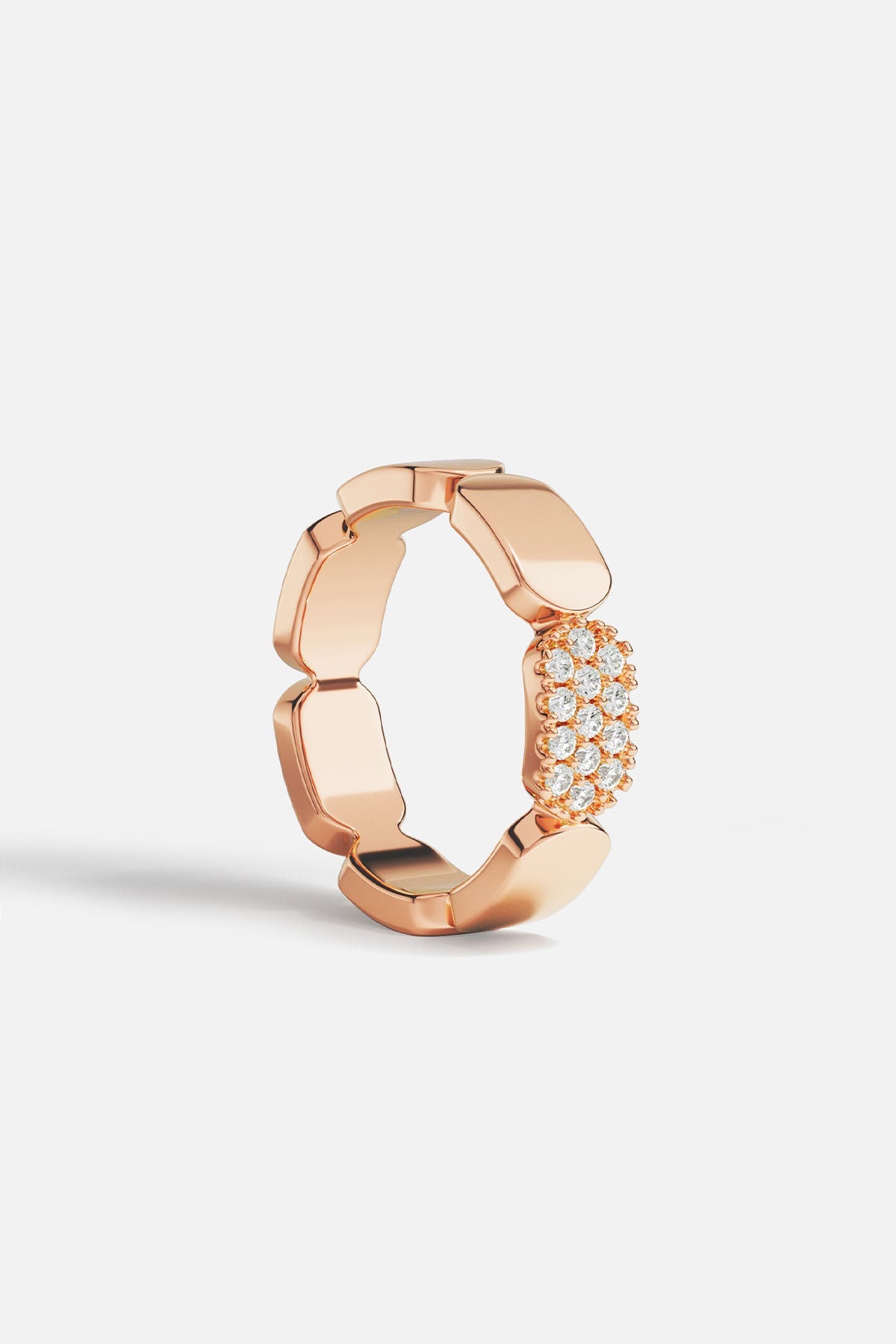 APM Monaco Bague Pavé Or Rose en Or Rose