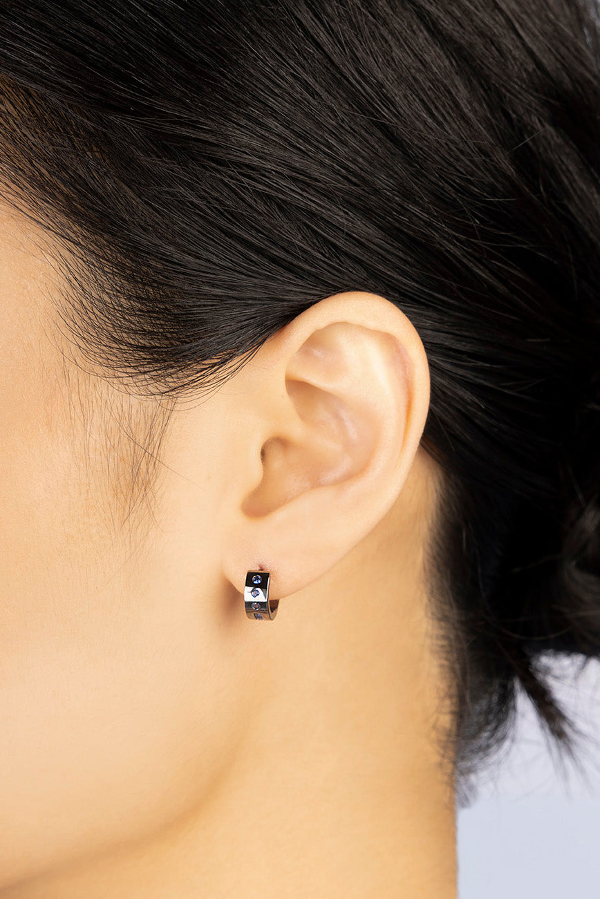 APM MONACO Boucles D'Oreilles LOVE