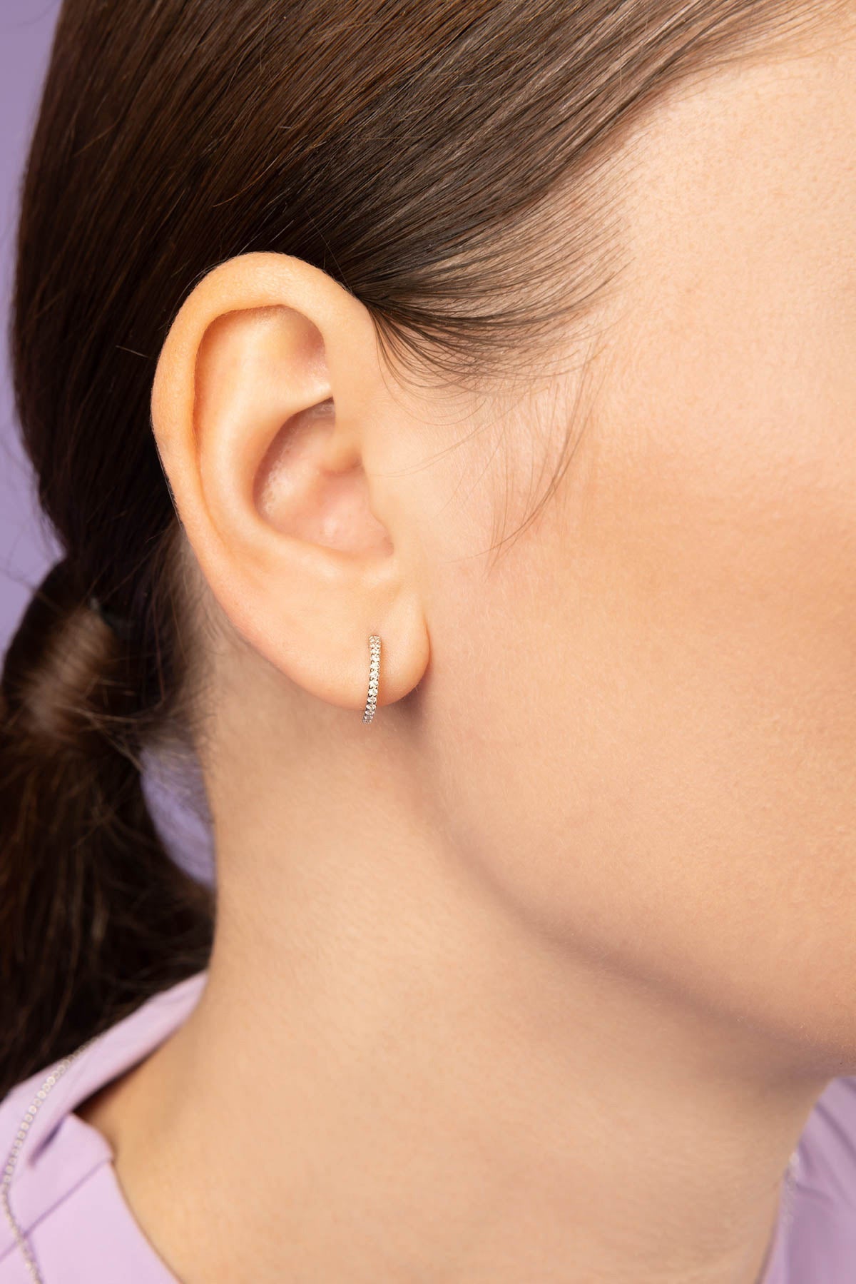 APM Monaco Boucles d'Oreilles Asymétriques Croix