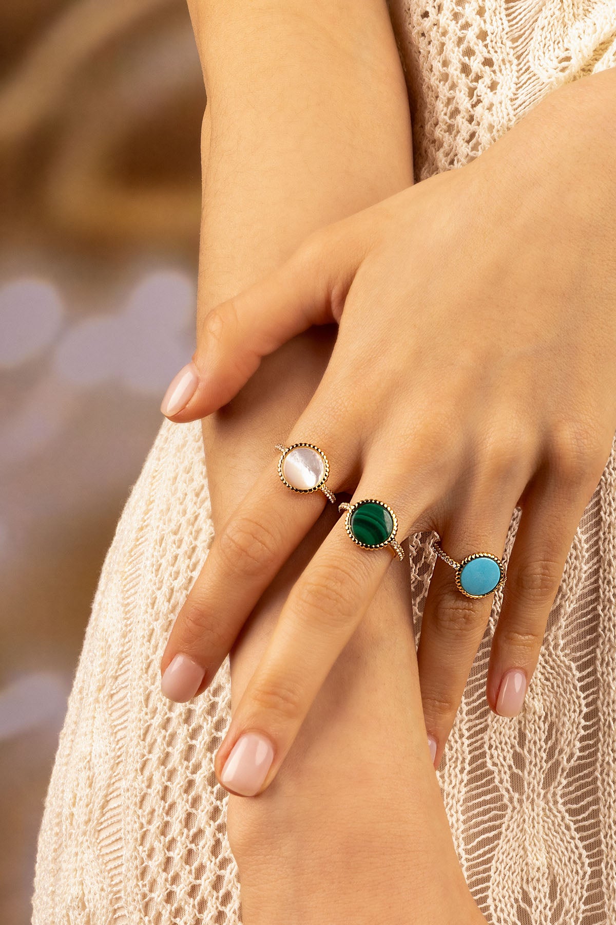 APM Monaco Bague Météorites Nacre en Or Jaune