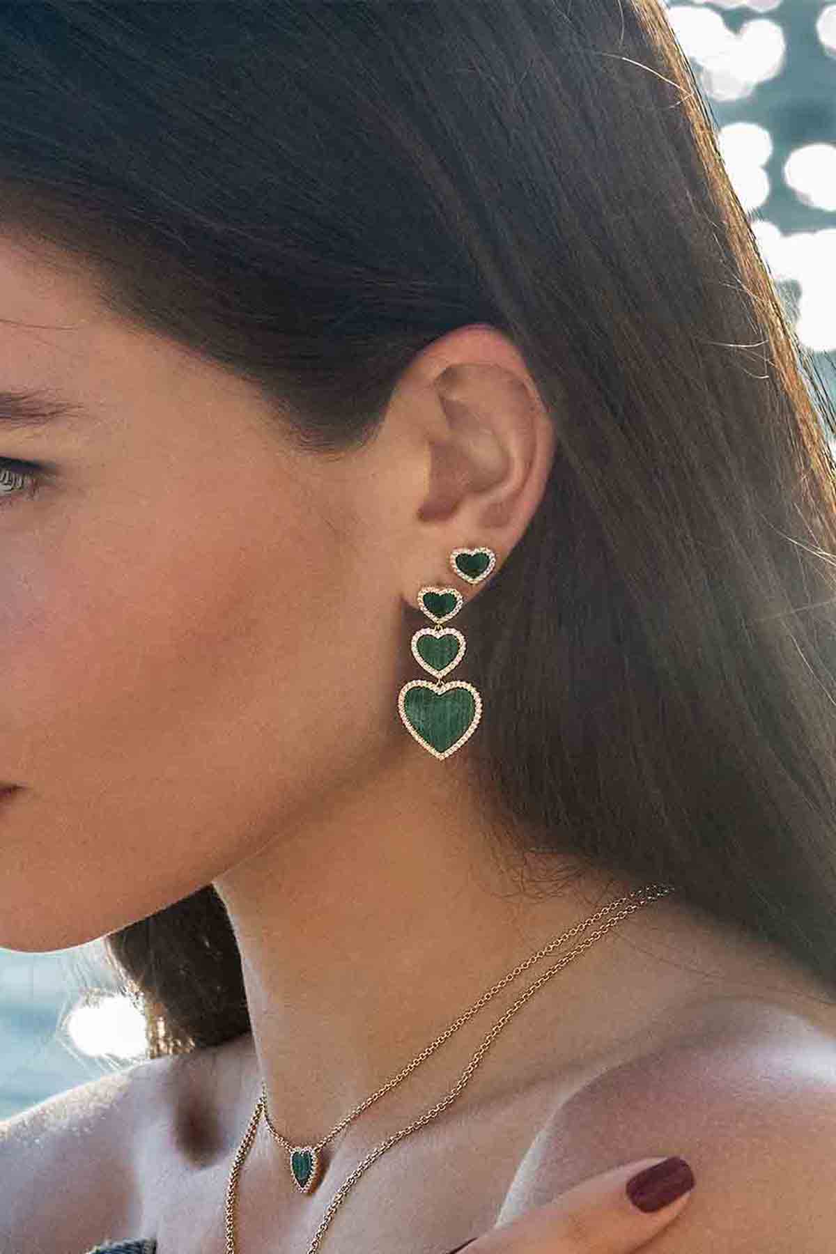 APM Monaco Clous d'Oreilles Cœur Malachite en Or Jaune