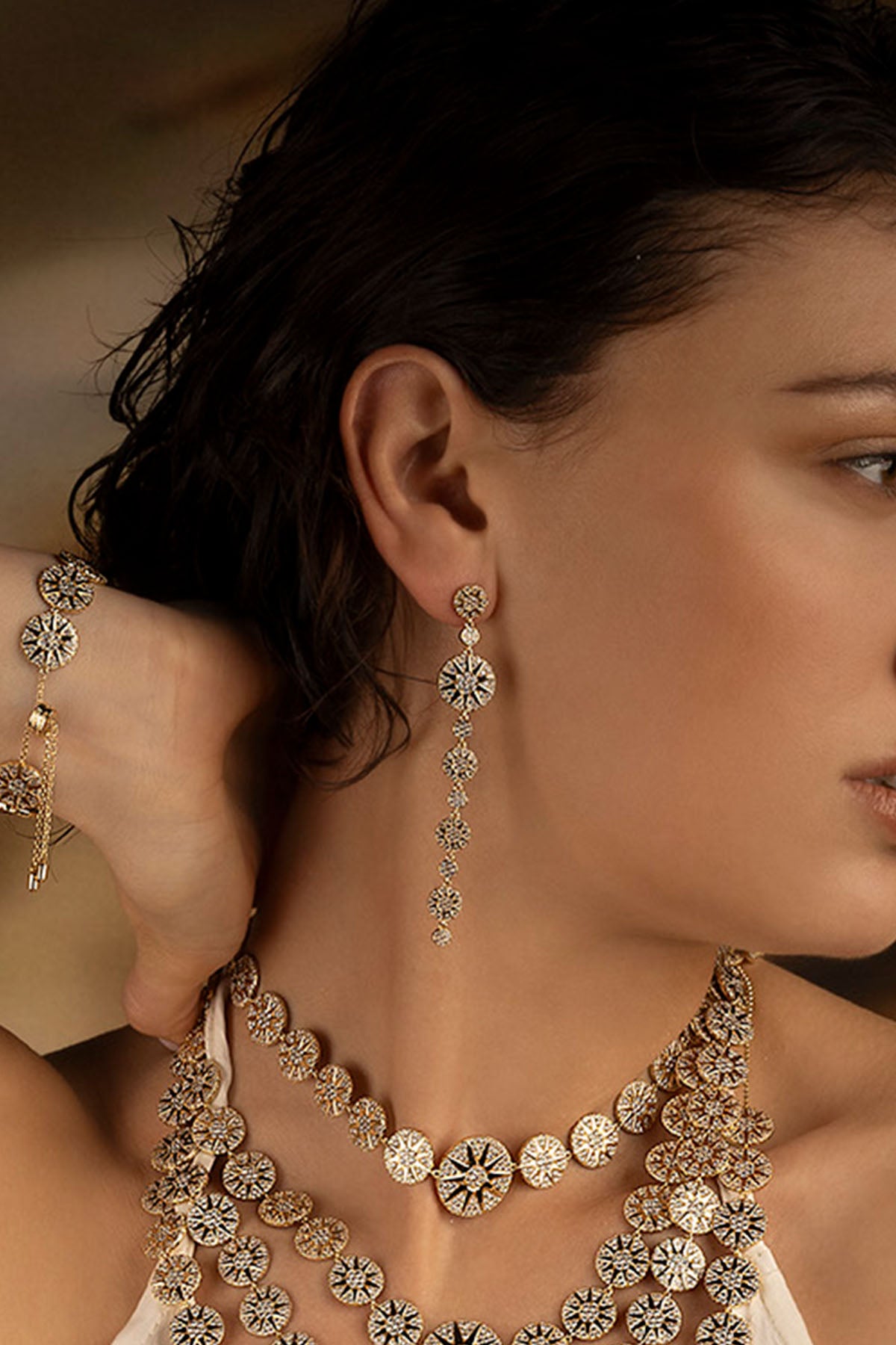 APM Monaco Boucles d'Oreilles Soleil en Or Jaune