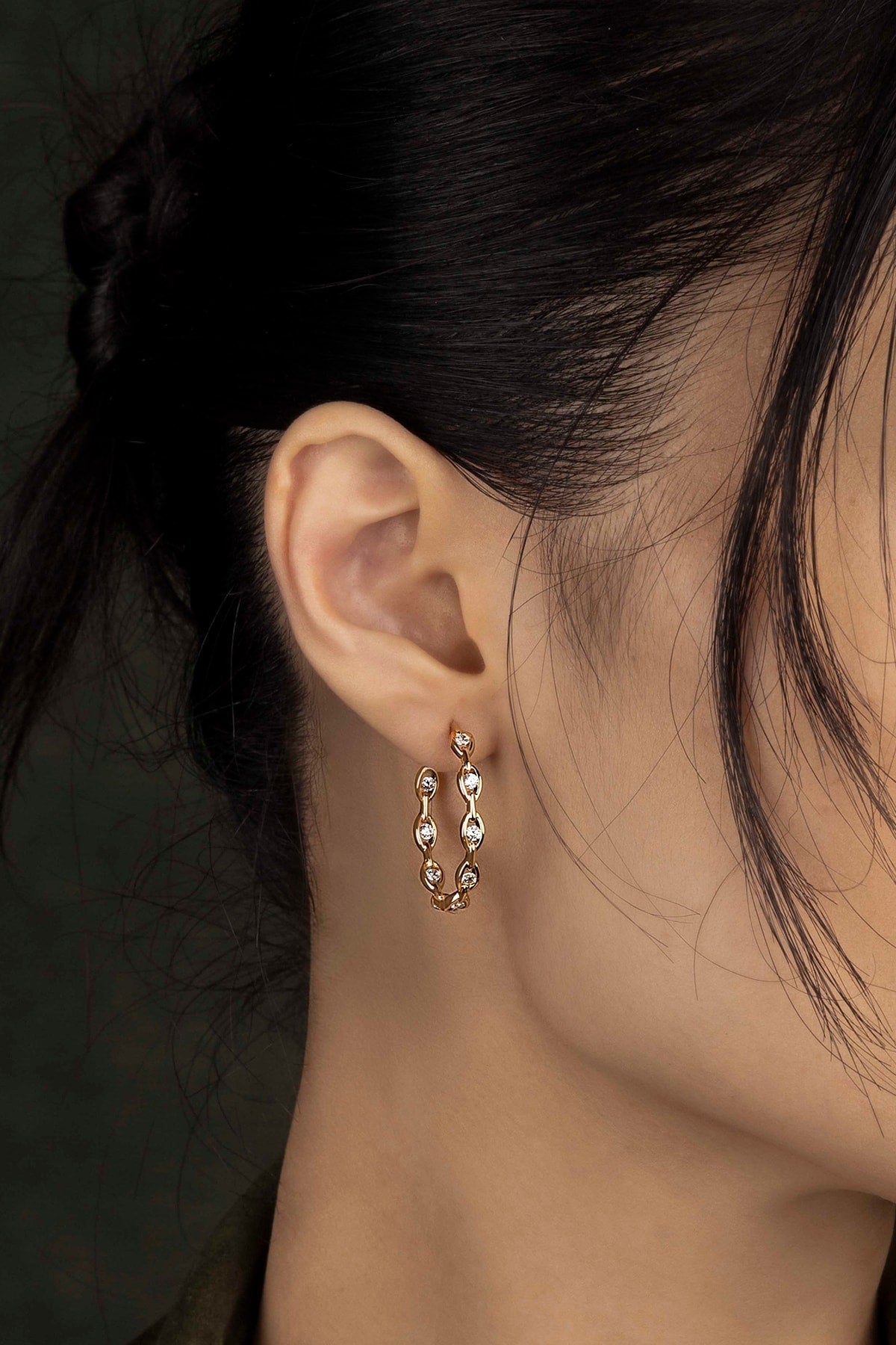 APM Monaco Créoles Chaîne Pavé en Or Jaune