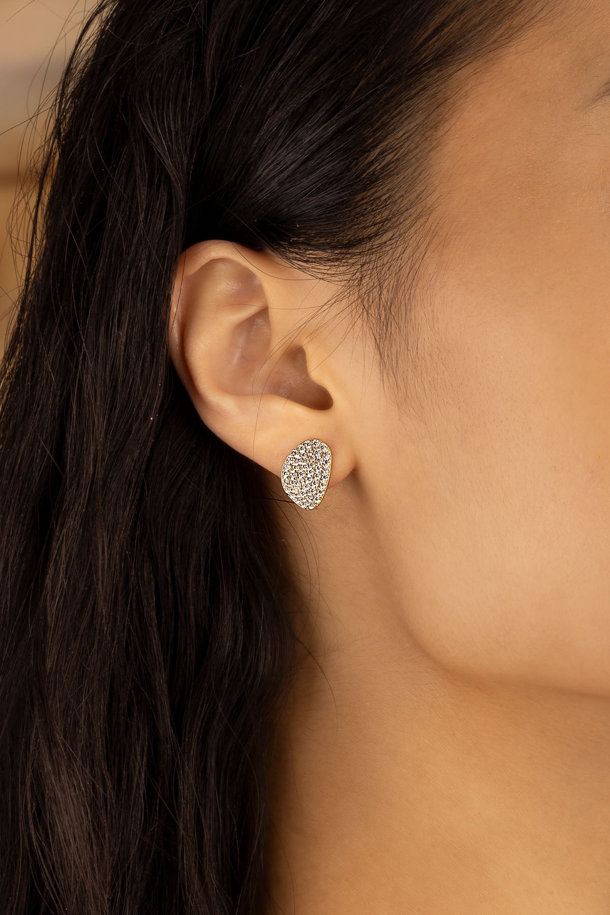 APM Monaco Clous d'Oreilles Galet Pavé en Or Jaune