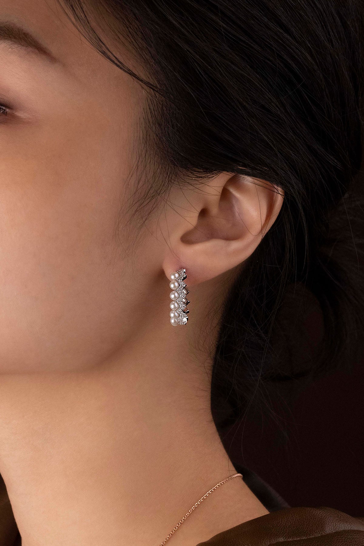 APM Monaco Boucles D'Oreilles Créoles Up And Down Avec Perles en Argent