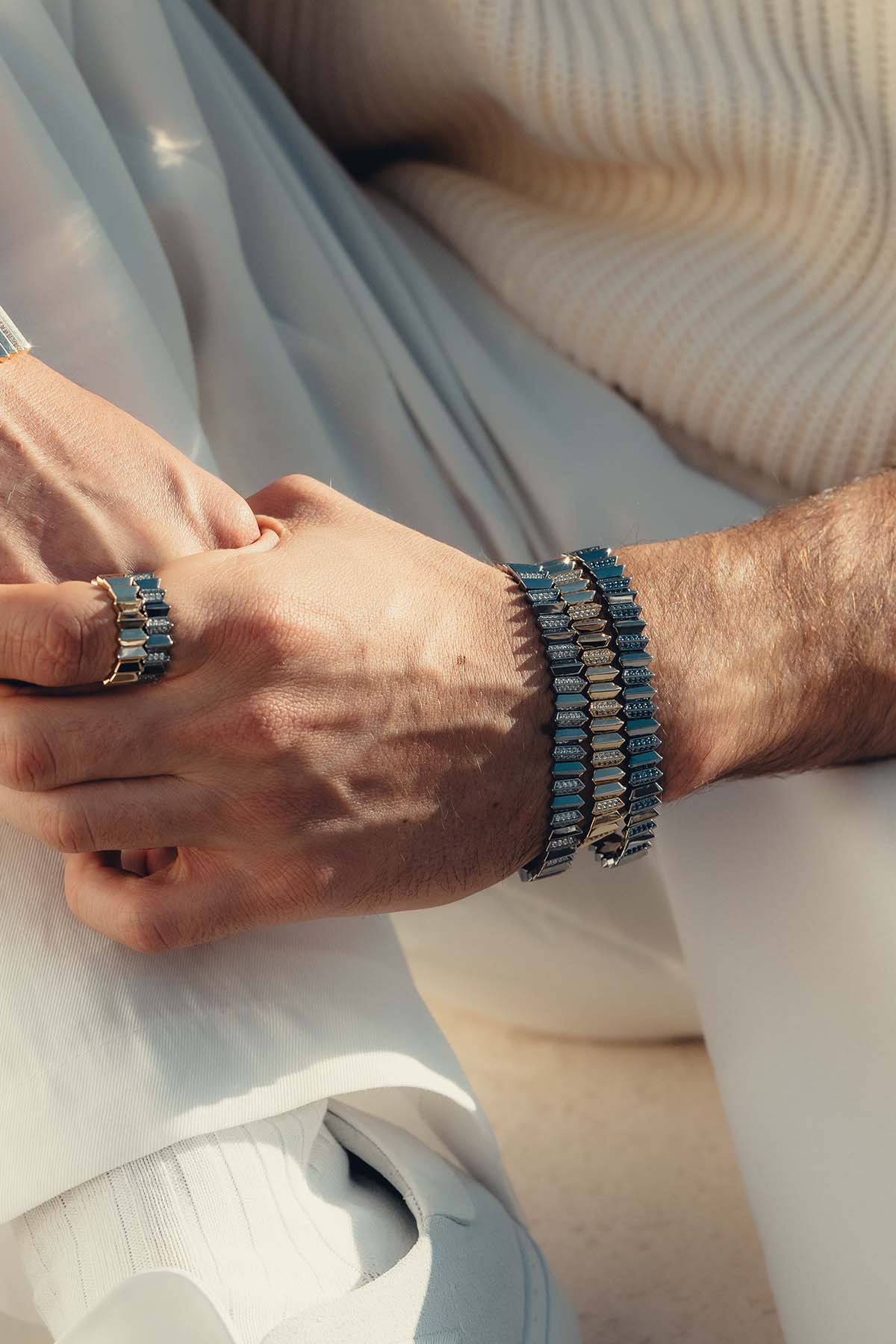 Bracelet Up and Down