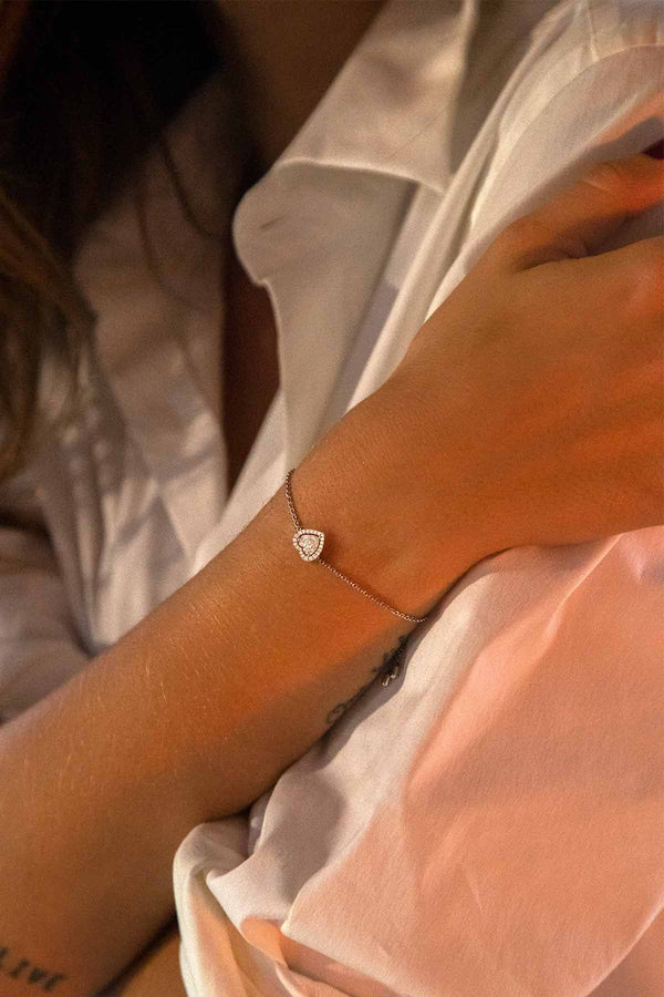 APM Monaco Bracelet Ajustable avec Cœur Pavé en Argent Blanc